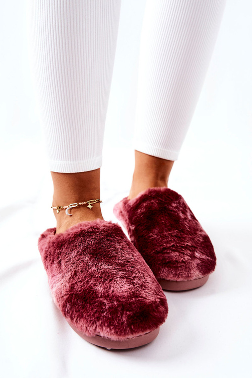 Papci izolovaná kožušinová ružová mecy