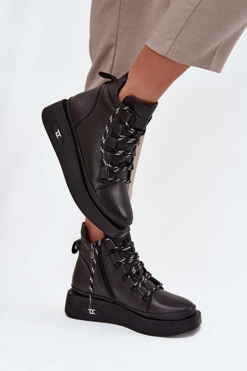 Kožené dámske platformové čižmy s podšívkou Artiker 55C0809 Čierne