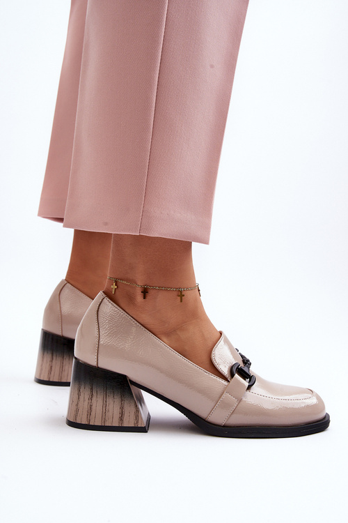 Lakýrované lodičky na podpatku béžové Nireva