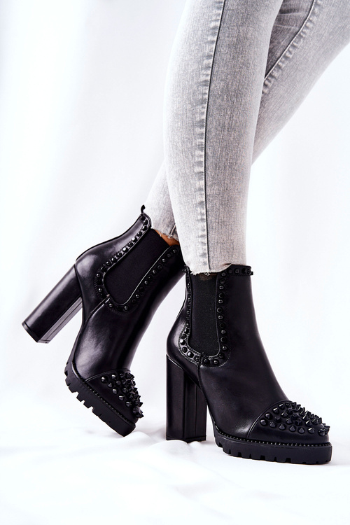 Boty na vysokém podpatku s kamínky Černe Lisana