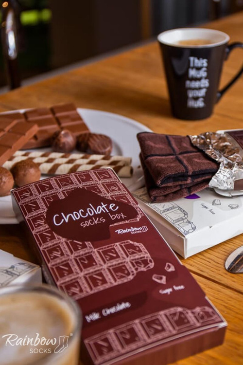 Dúhové ponožky ponožky mliečna čokoláda 1 pár