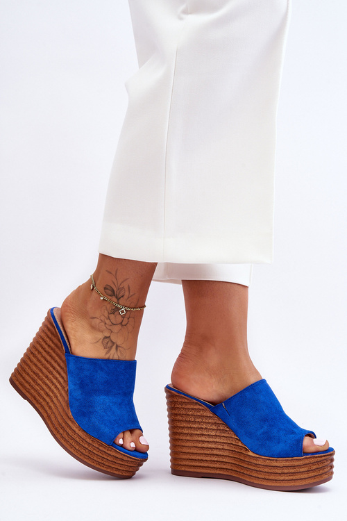 Lightwear Flip Flops na masívnej platforme modrá atmosféra