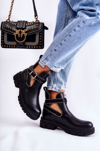 Dámske kožené topánky s cvočkami čierne Clares