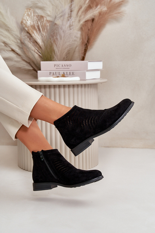 Dámské Boty Na Plochém Podpatku Vyřezávané Černé S.Barski HY42-076