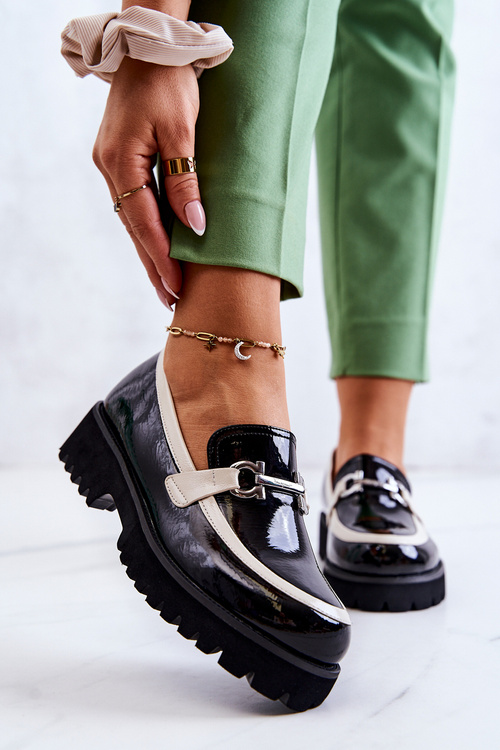 Lakované dámské mokasíny Černobílé Cassida