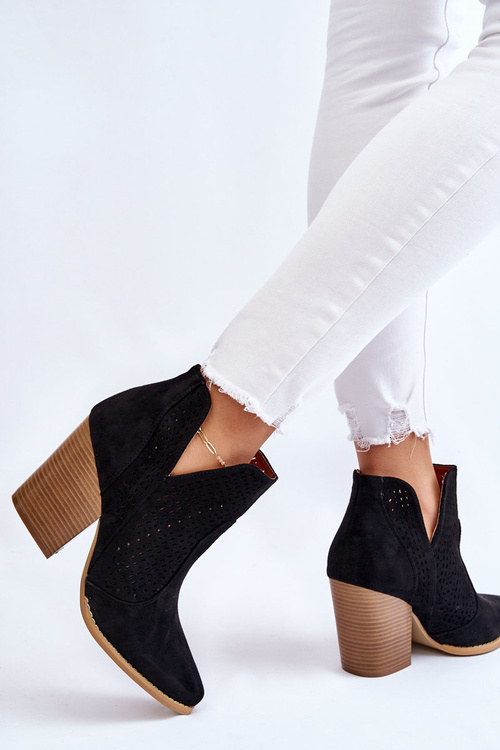 Dámske topánky na čiernom odtieňoch semišový stĺp