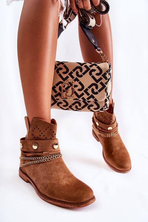 Semišové topánky na skrytej hnedej klinovej verine