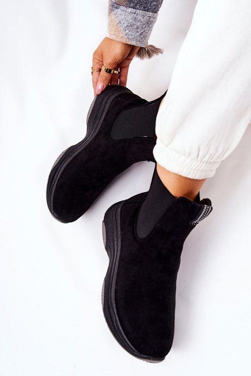 Čierne topánky Nicci na semišovej platforme