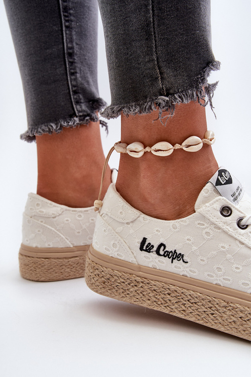 Topánky So Pletením Lee Cooper LCW-24-44-2410 Biele