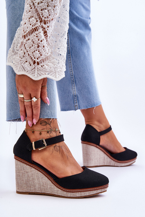 Dámske klasické klinové sandále čierne malani