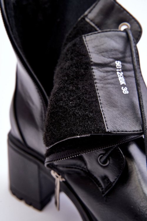 Dámské kůže boty na podpatku černé Esnar