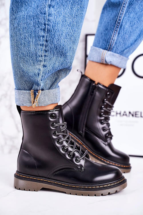 Ženské izolované dosky matného čierneho hromu