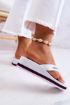 Ženské flip -flops flip -flops on kliny veľká hviezda jj274a333 biela