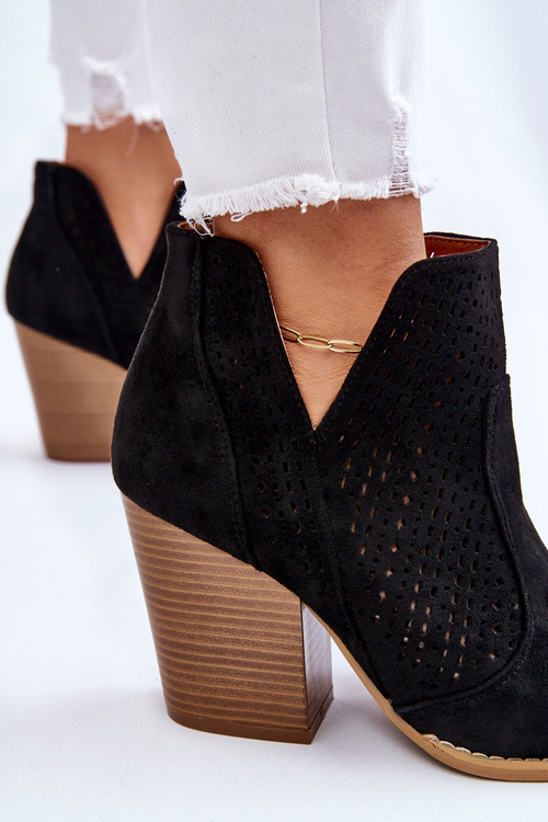 Dámske topánky na čiernom odtieňoch semišový stĺp