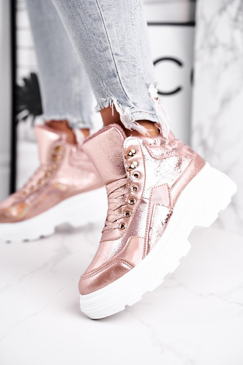 Dámske športové topánky izolované ružové zlaté davan