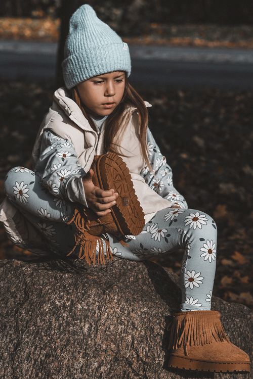 Izolované topánky Detské snehové topánky s dekoratívnymi strapcami Nimia Nimia