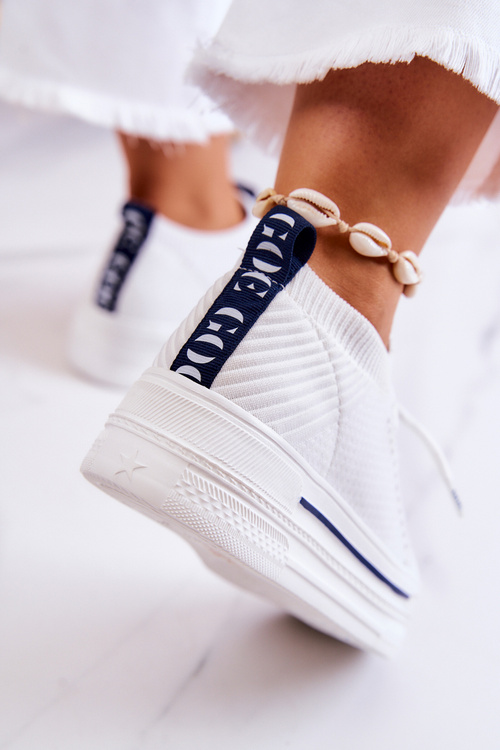 Dámske športové topánky tenisky Goe JJ2N4164 biele