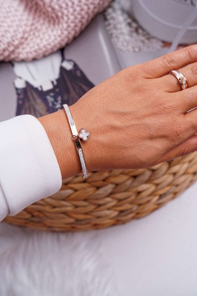 Dámsky náramok so zirkónmi a prívesok ružové zlato pôvab