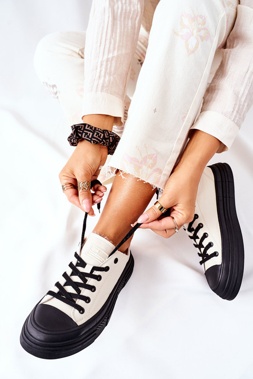 Dámské Zateplené Tenisky GOE II2N4036 Bílé