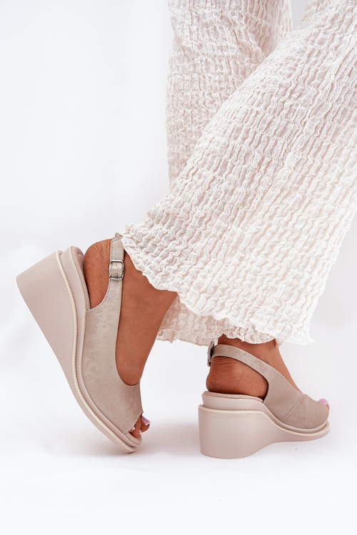 Dámské kožené sandály na klínu S.Barski LR51-539 zlaté