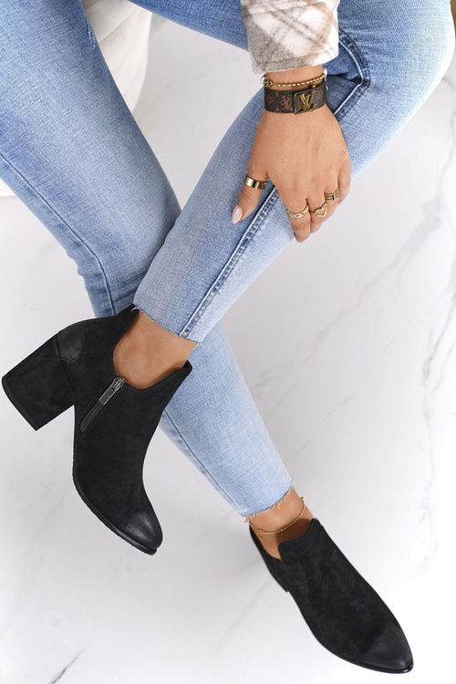 Kotníkové Boty Na Podpatku Se Střihem Vinceza 21-10558 Černé