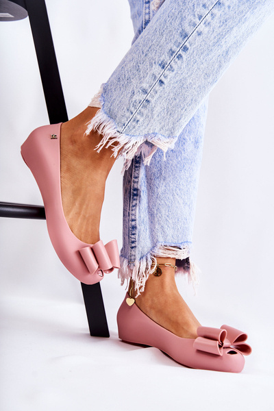 Dámske gumové baleríny s ružovým pruhom