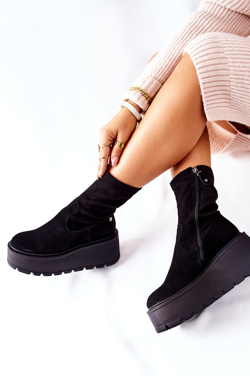 Suede Boots na čiernej platforme Maciejka 05319-01