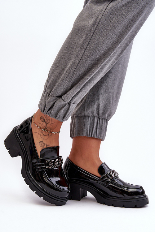 Dámské lakované polobotky na nízkém podpatku černé Blimma