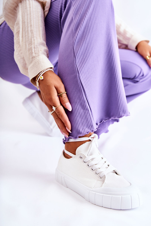 Dámske tenisky na platforme White prichádzajú