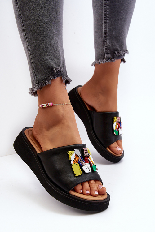 Dámské kožené žabky s ozdobou černé Asames