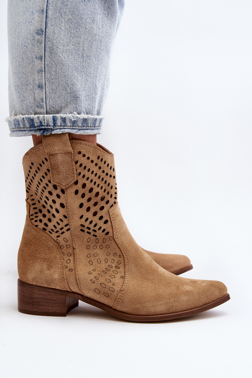 Zazoo 3305/2 Dámske Vyrezané Cowboyové Čižmy Nízky Podpätok Semiš Beige