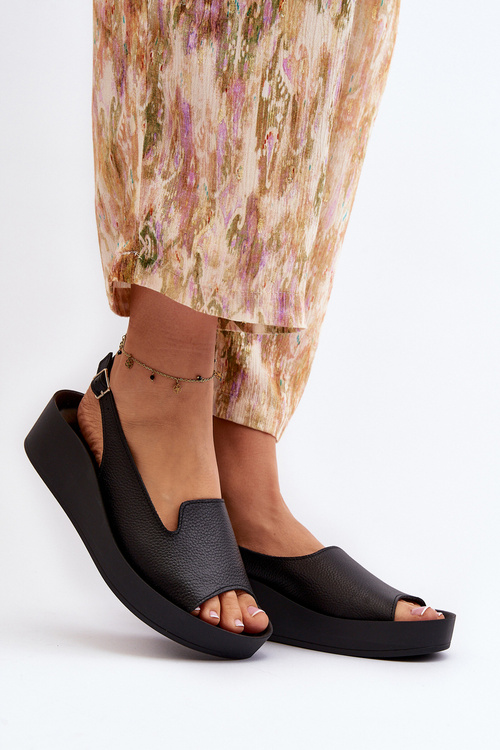 Dámské kožené sandály na tlusté podešvi černé Zazoo 2893