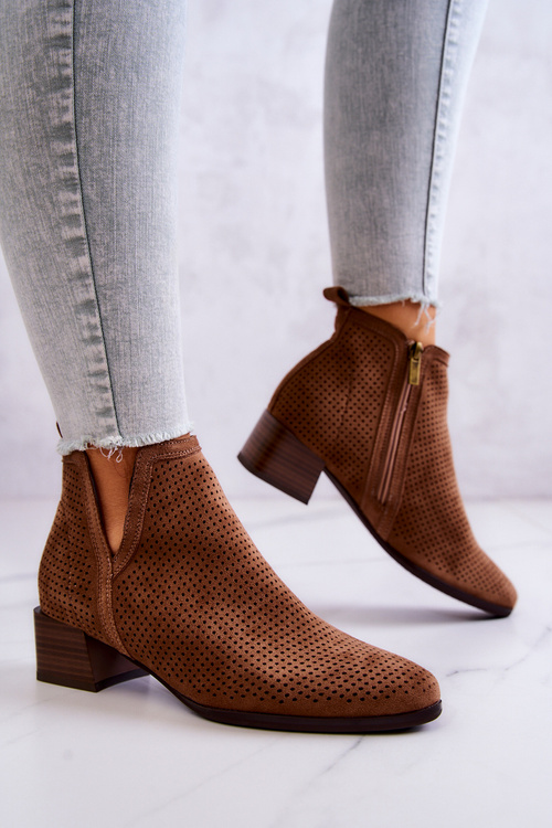 Prolamované Semišové Boty Se Zářezem Hnědý Carine