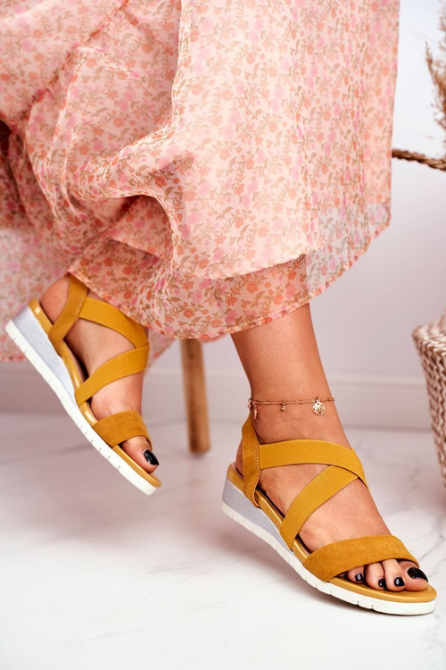 Dámske sandále na klinoch žltá vkĺzla Harper