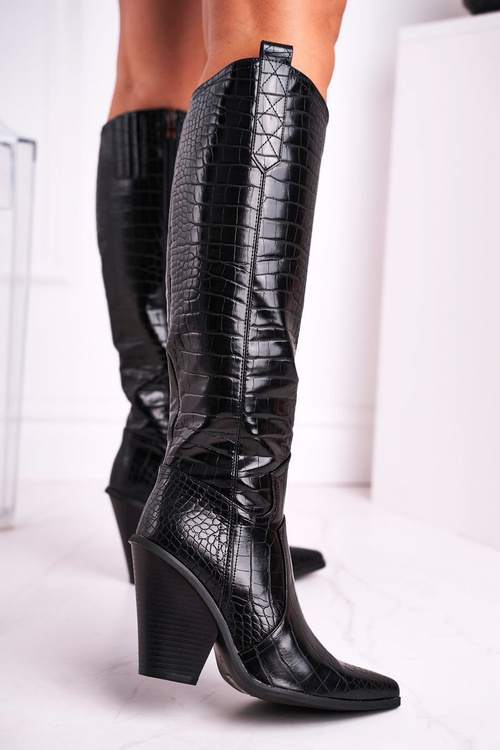 Ženské topánky na čiernom vyššom príspevku