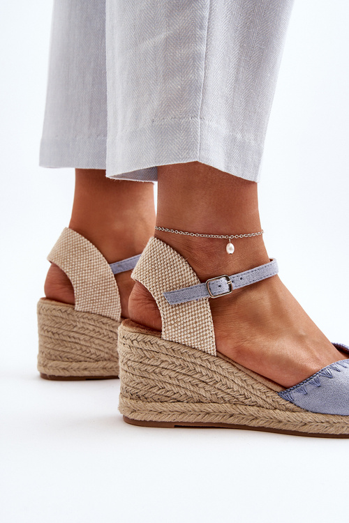 Zamšové sandále espadrilky na platforme s pletením v modrej farbe Raylin