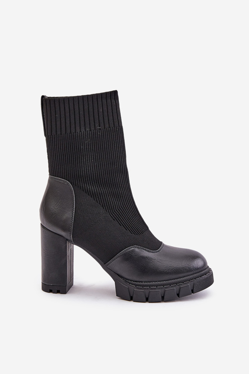 Boty na podpatku se sockou černé Atansa