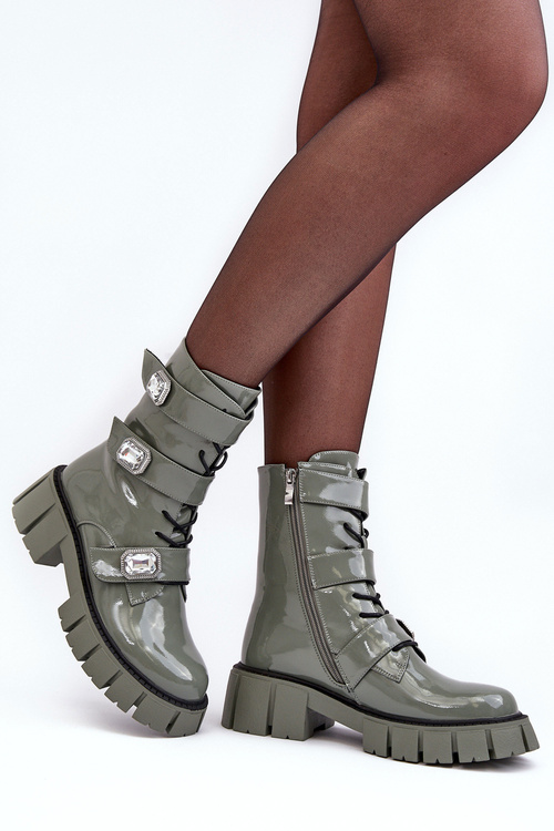 Dámské lakové boty ve zelené barvě SBarski MR870-61