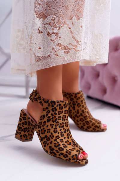 Dámske sandále na špičke Peep Leopard Esta Upper Post