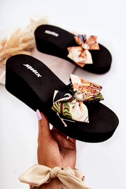 Dámské pěnové pantofle na klínku béžové Silana