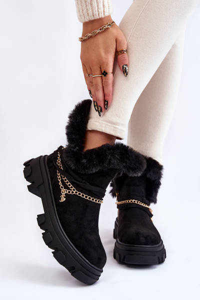 Dámske semišové topánky s dekoratívnou čiernou reťazou