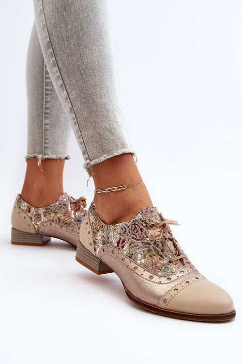 Kožené Dámské Polobotky S Dekorovaným Svrškem Maciejka 06408-04 Beige