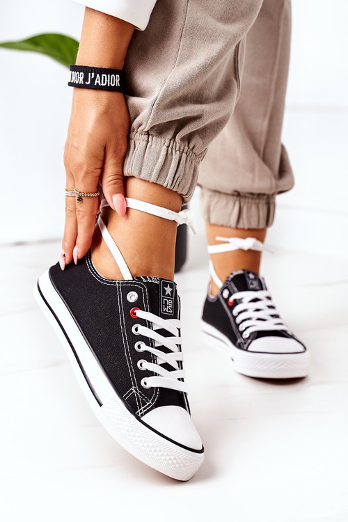 Dámske klasické čierne tenisky s bielym podrážkou Ecoma