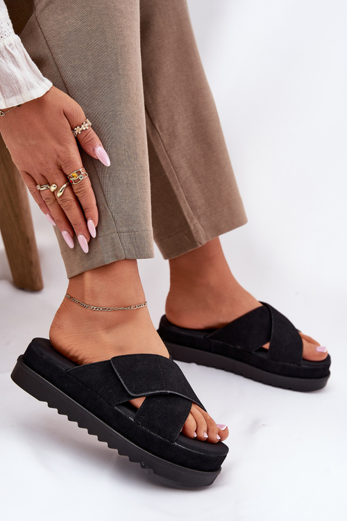 Dámske platformové sandále s prepletenými pásikmi čierne Rinasara