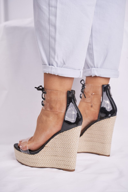 Dámské Sandály Na Klínu Černé Beautiful Waty