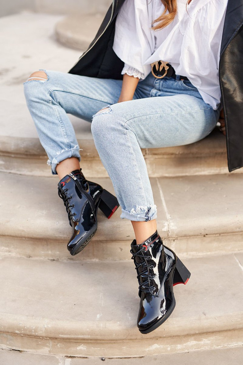 Dámské Kotníkové Boty Na Podpatku Lakované Černé Do It Better