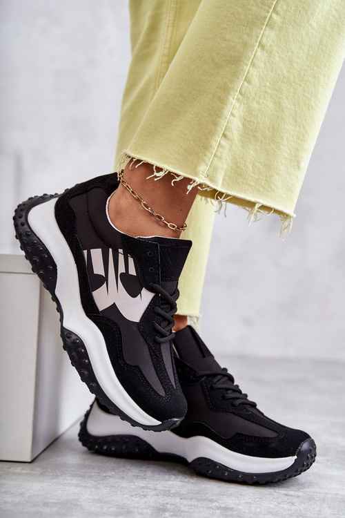 Dámská sportovní obuv vázaná Černe Tolea