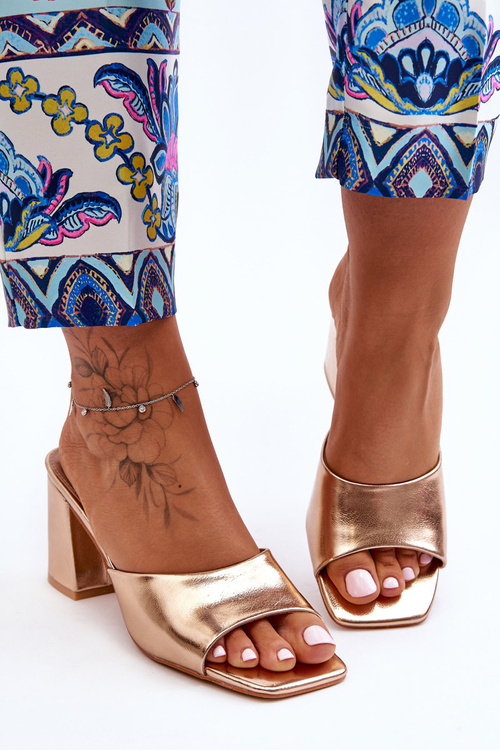 Dámska kožená kožená klasická klapka Loara Gold