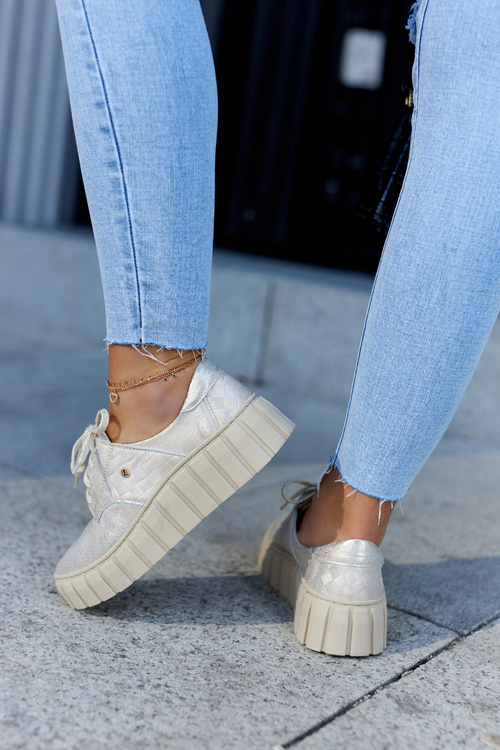 Kožené topánky na béžovej zlatej hypnóze platformy