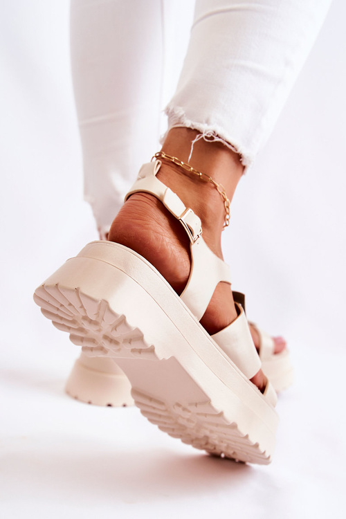 Dámské kožené sandály na platformě béžové Corene